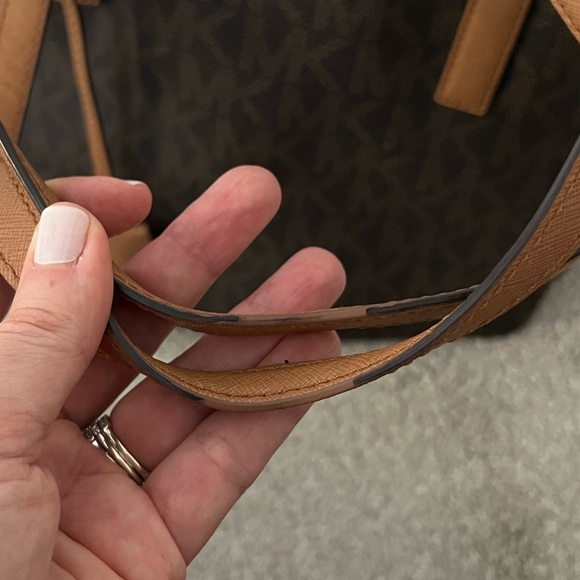 Michael Kors Jet Set Tote - Brown - Picture 7 of 9